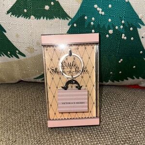 Victoria's Secrets Little Shop-a-holic Pink and White Shopping Bag Keychain
